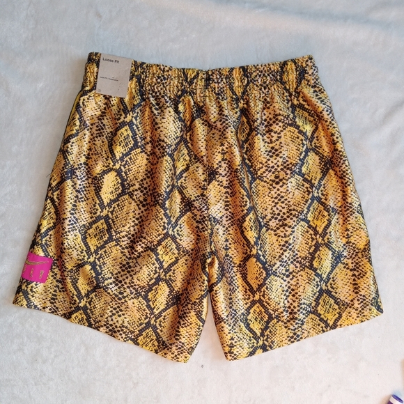 Nike NWT Black & Gold Snake Skin Print "FLY" Dri-Fit Basketball Shorts size S - Picture 2 of 10